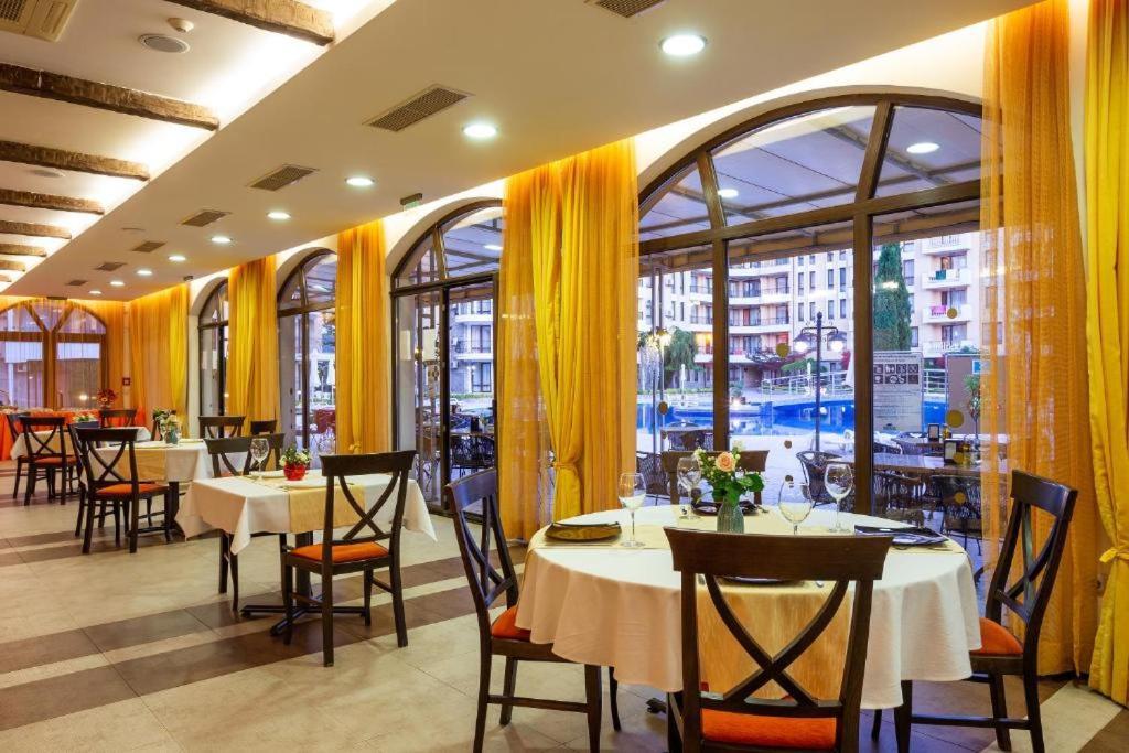Bella - 3 Pools, 2 Bedrooms & 2 Bathrooms Apartament
